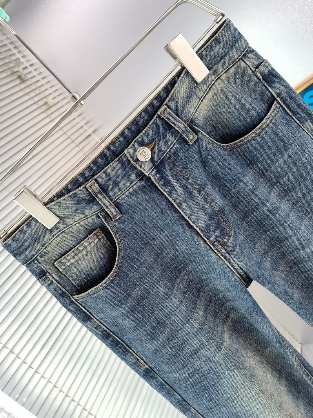 Givenchy 2026 new embroidered jeans