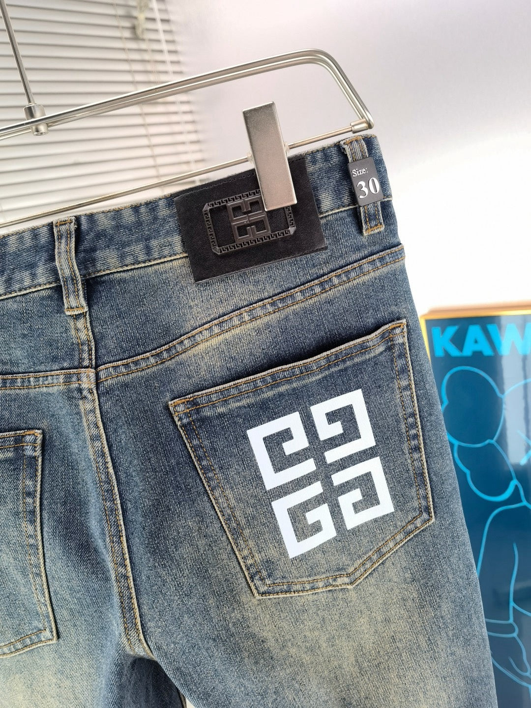 Givenchy 2026 new embroidered jeans